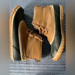 JBU duck boots